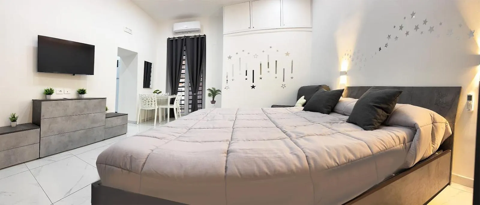 Guest house Star House Hotel Naples Italy