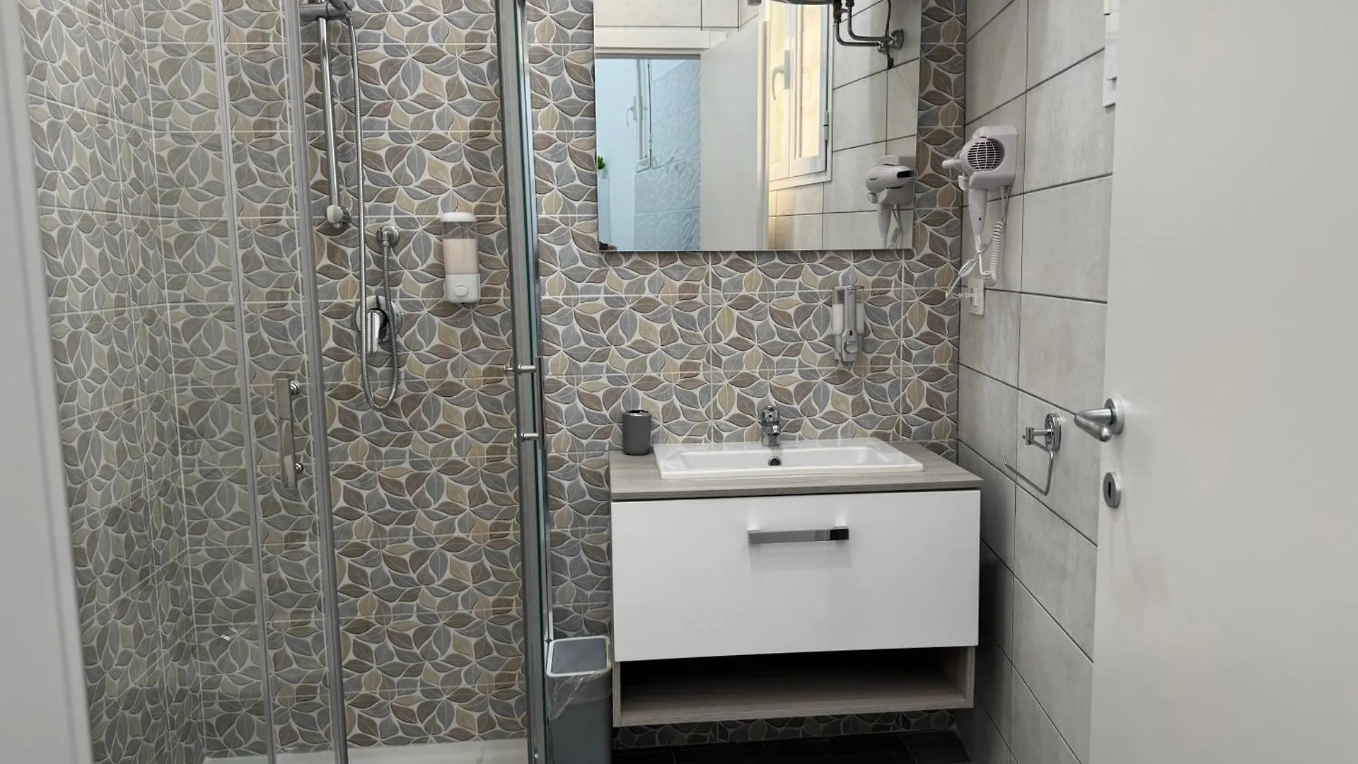 Affittacamere Hotel Star House Napoli Italia